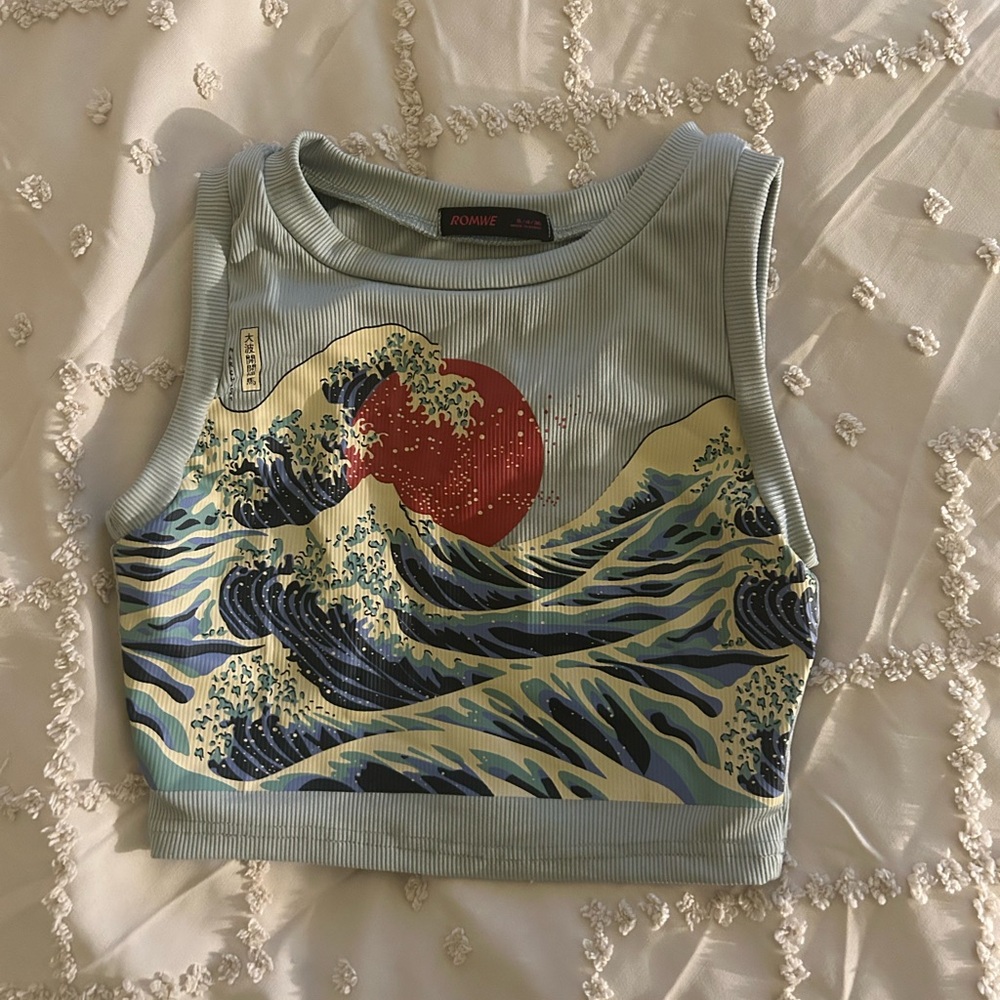 Blue Wave Graphic Crop Top